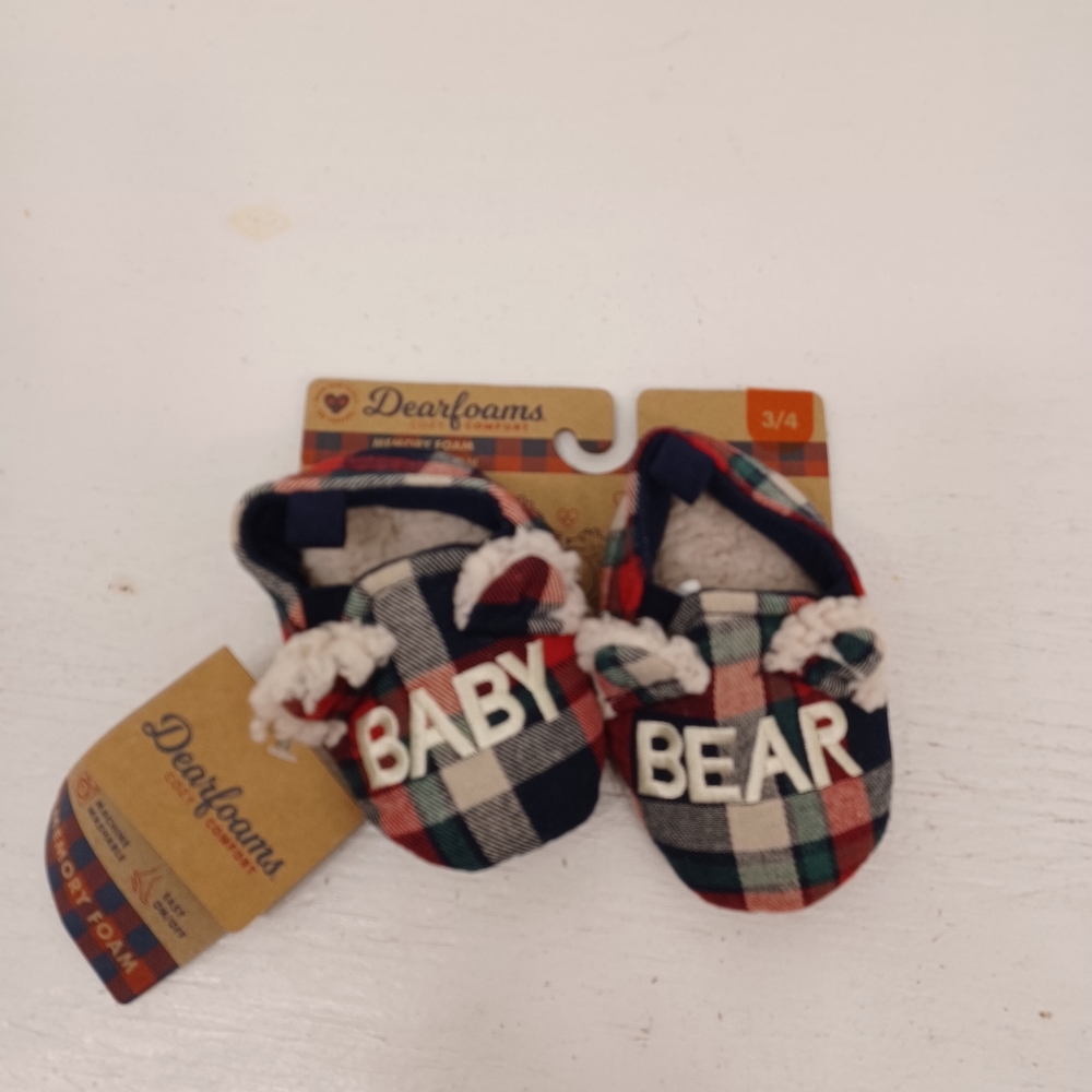 New Dear foams baby bear slipper shoes. Sherpa lined size 3/4
